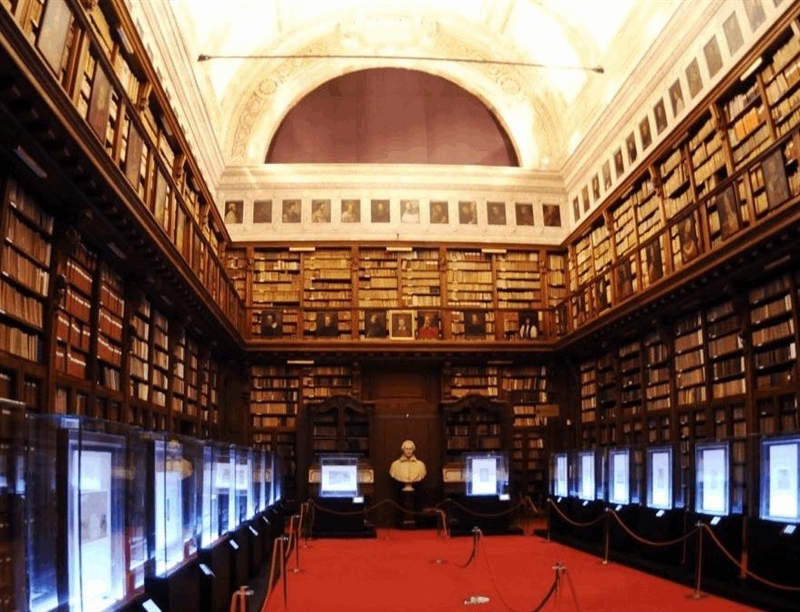 Ambrosian Library | Milan, Italy | Travel BL