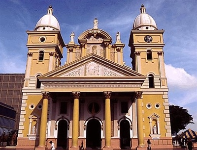 Basilica of Our Lady of Chiquinquira | Maracaibo, Venezuela | Travel BL
