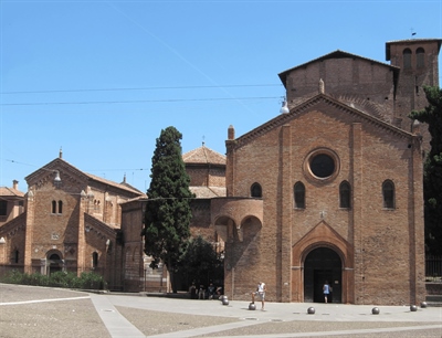 Basilica Santo Stefano | Bologna, Italy | Travel BL
