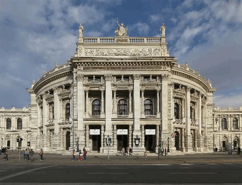 Burgtheater | Vienna, Austria | Travel BL