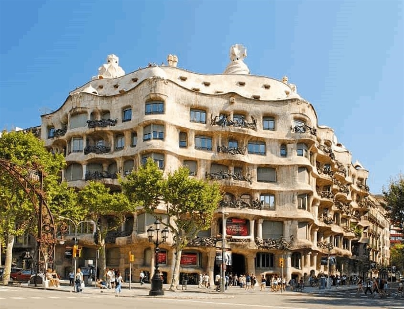 Casa Mila | Barcelona, Spain | Travel BL