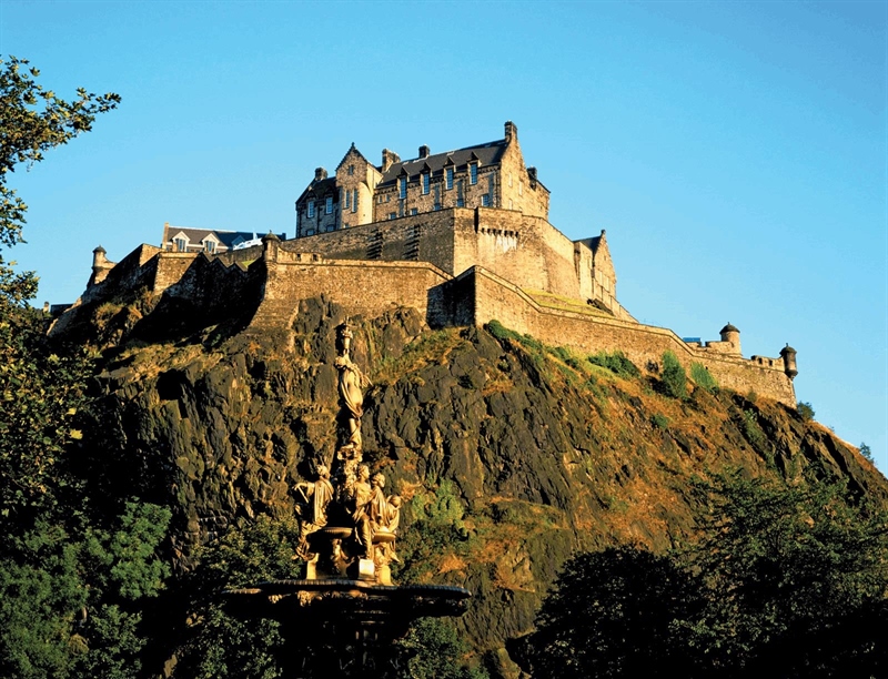 Edinburgh Castle | Edinburgh, Scotland,UK | Travel BL