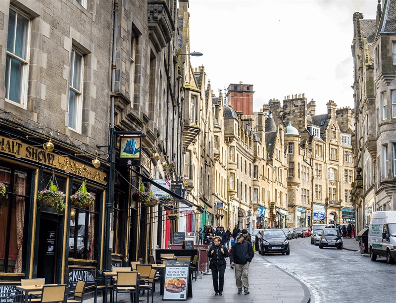 Edinburgh Old Town | Edinburgh, Scotland,UK | Travel BL