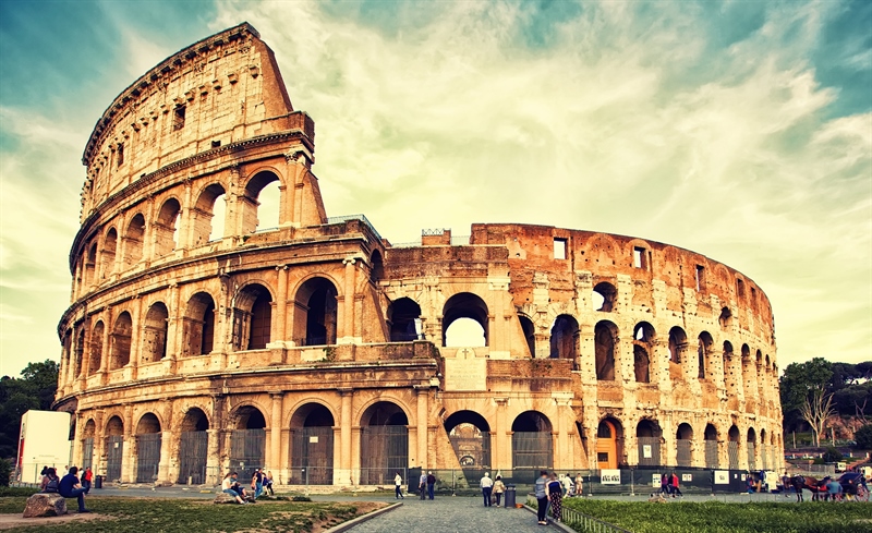 Explore the Colosseum | Rome, Italy | Travel BL
