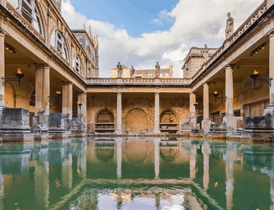 Explore The Roman Baths | Bath, England,UK | Travel BL