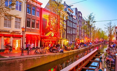 Go to Red Light District | Amsterdam, Netherlands | Travel BL