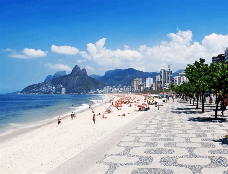 Ipanema Beach | Rio de Janeiro, Brazil | Travel BL