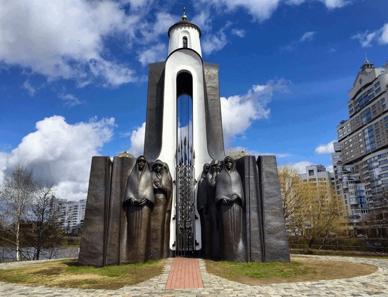 Island of Tears | Minsk, Belarus | Travel BL