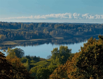 Lake Viljandi | Viljandi, Estonia | Travel BL