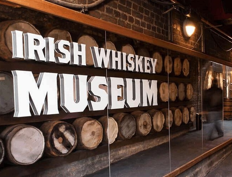 Learn more about Irish whiskey in the Irish Whiskey Museum | Dublin, Ireland | Travel BL