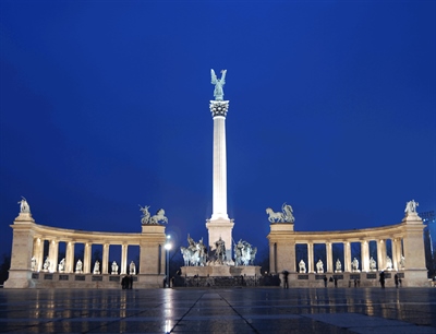 Millennium Monument | Budapest, Hungary | Travel BL