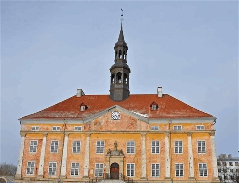 Narva Town Hall | Narva, Estonia | Travel BL