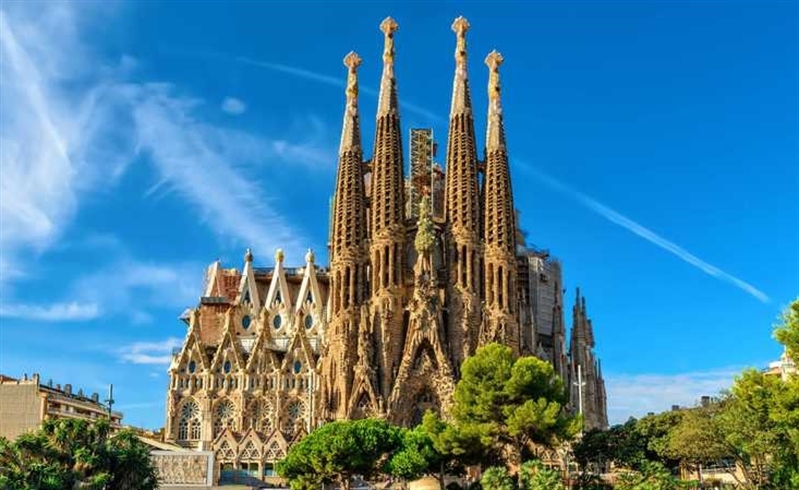 See the La Sagrada Familia | Barcelona, Spain | Travel BL