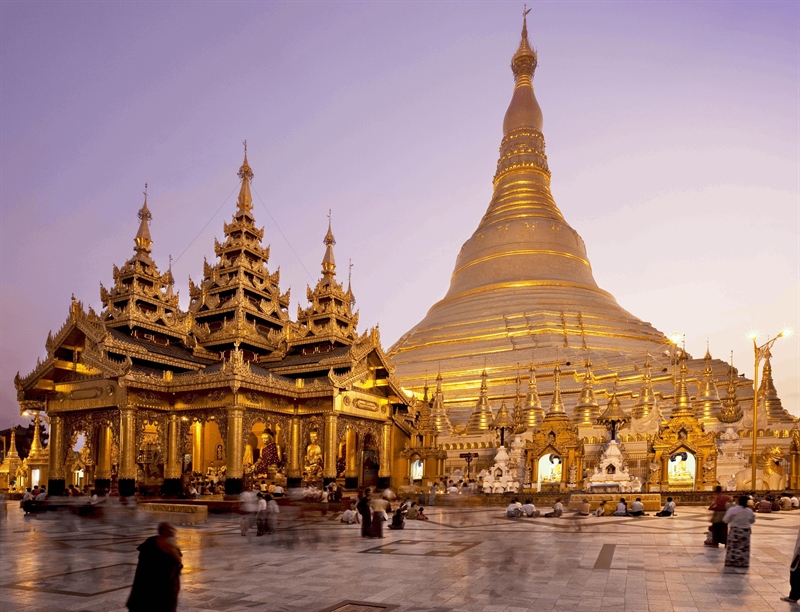 Shwedagon Pagoda | Yangon, Myanmar | Travel BL