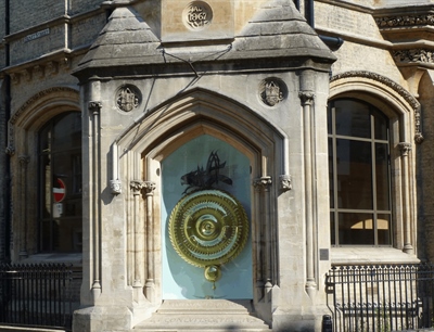 Stroll around the Corpus Clock | Cambridge, England,UK | Travel BL