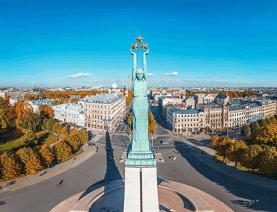 The Freedom Monument | Riga, Latvia | Travel BL