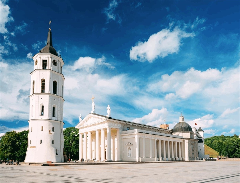 Vilnius Cathedral | Vilnius, Lithuania | Travel BL