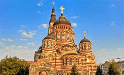 Visit the Annunciation Cathedral | Kharkiv, Ukraine | Travel BL