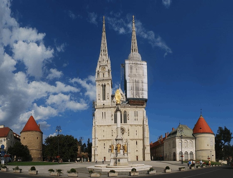 Visit the Cathedral of Zagreb | Zagreb, Croatia | Travel BL