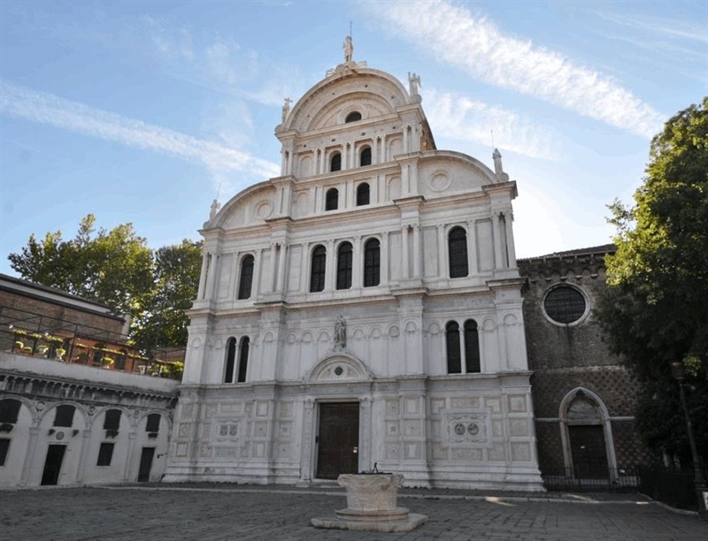 Visit the Chiesa di San Zaccaria | Venice, Italy | Travel BL