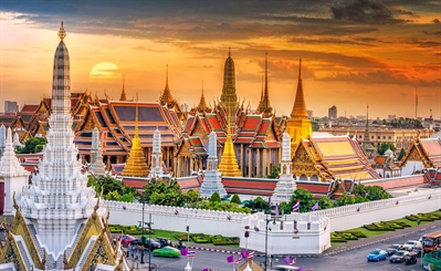 Visit the Grand Palace | Bangkok, Thailand | Travel BL