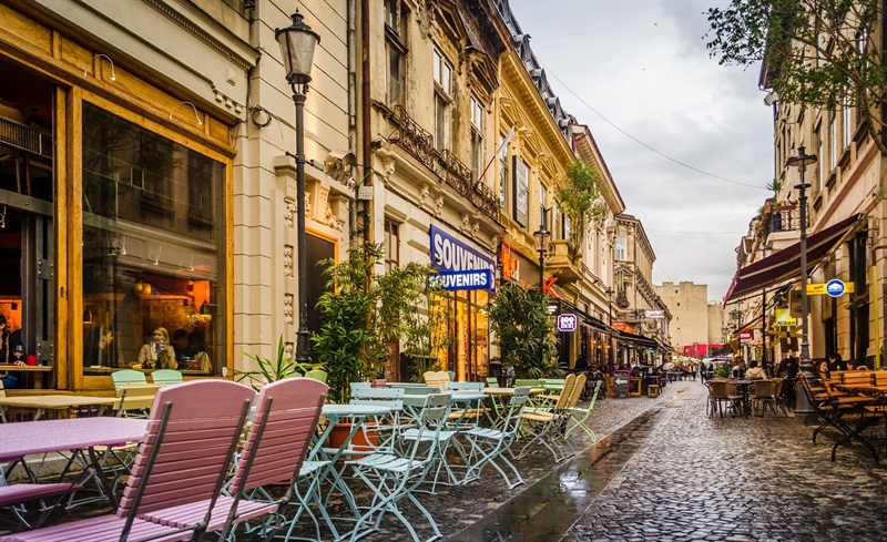 Walk around the Old Town | Bucharest, Romania | Travel BL