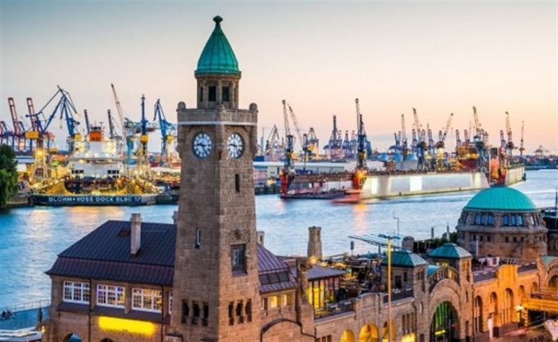 Walk around the Port of Hamburg | Hamburg, Germany | Travel BL