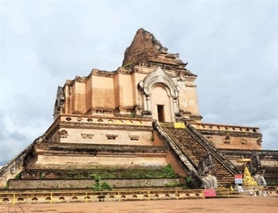 Wat Chedi Luang | Chiang Mai, Thailand | Travel BL