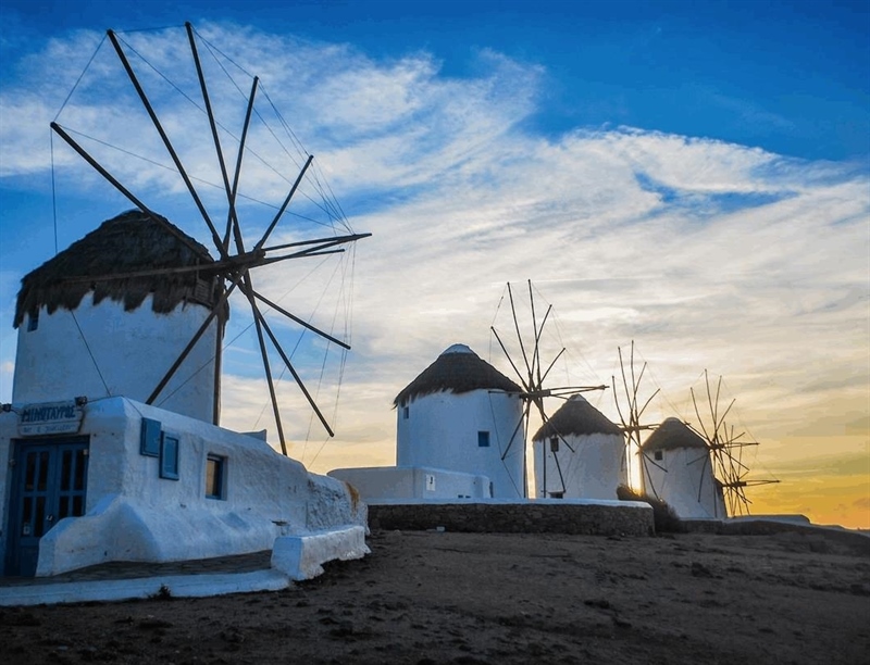 Windmills Kato Milli | Mykonos, Greece | Travel BL